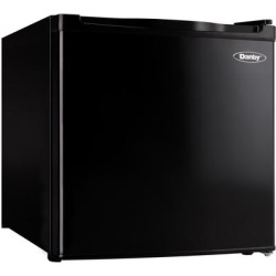 DCR016C1BDB 19" Energy Star Compact Refrigerator